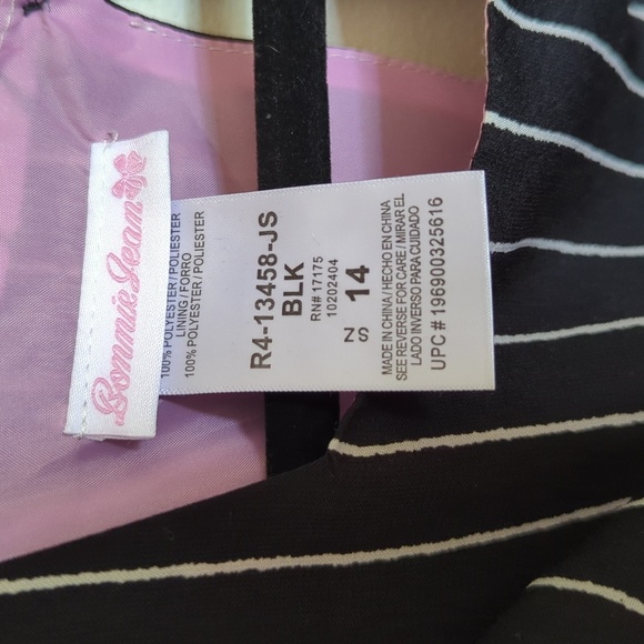 Bonnie Jean Black & White Striped Skirted Romper w/ Back Cutout Girls Size 14 - Picture 2 of 5